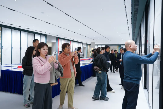 云图片